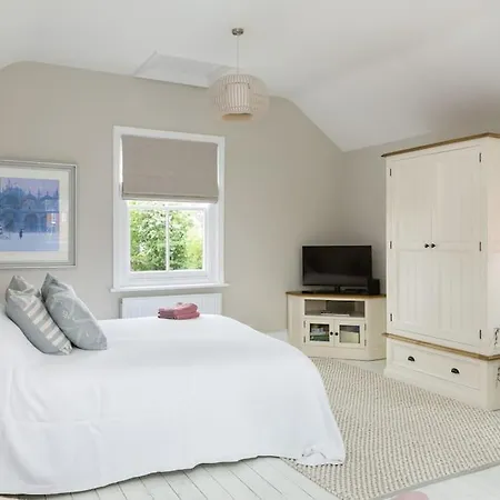 Stylish And Homely 1 Bed Edwardian Coach House Colchester Exterior photo